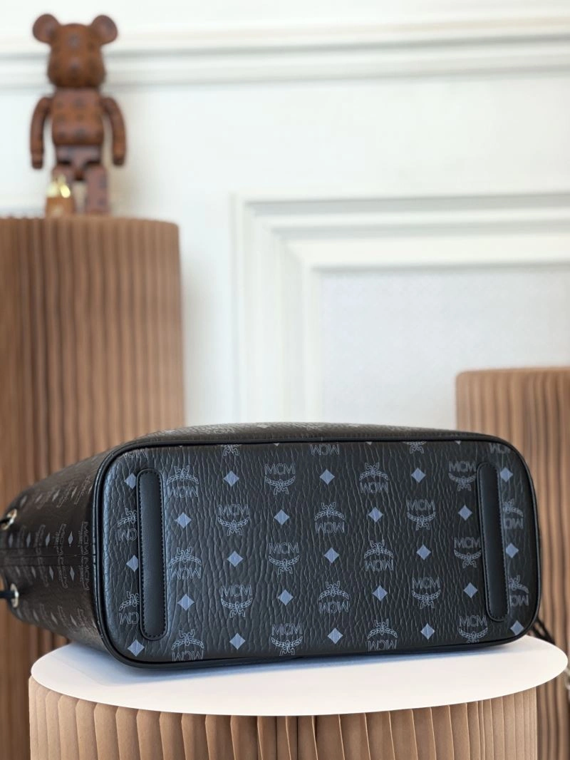 MCM Shopping Bags Cozy 63841