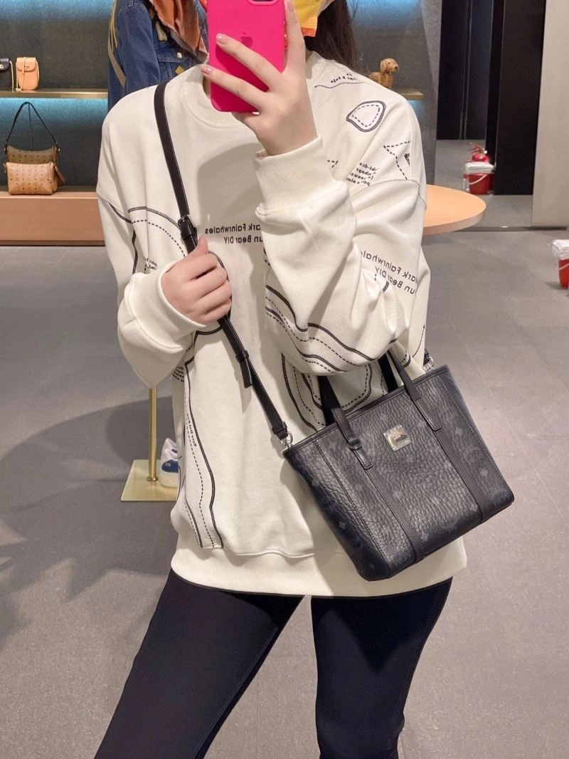 MCM Shopping Bags Versatile 63823
