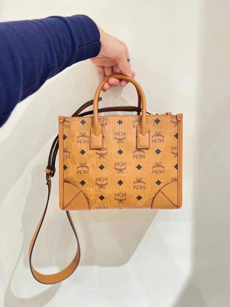 MCM Shopping Bags Stretchable 63834