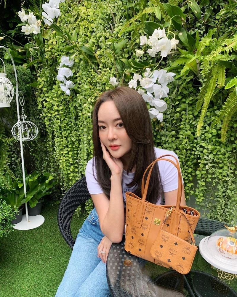 MCM Shopping Bags TimelessDesign 63889