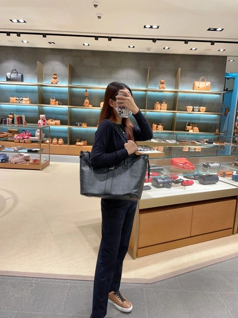 MCM Shopping Bags Efficient 63838