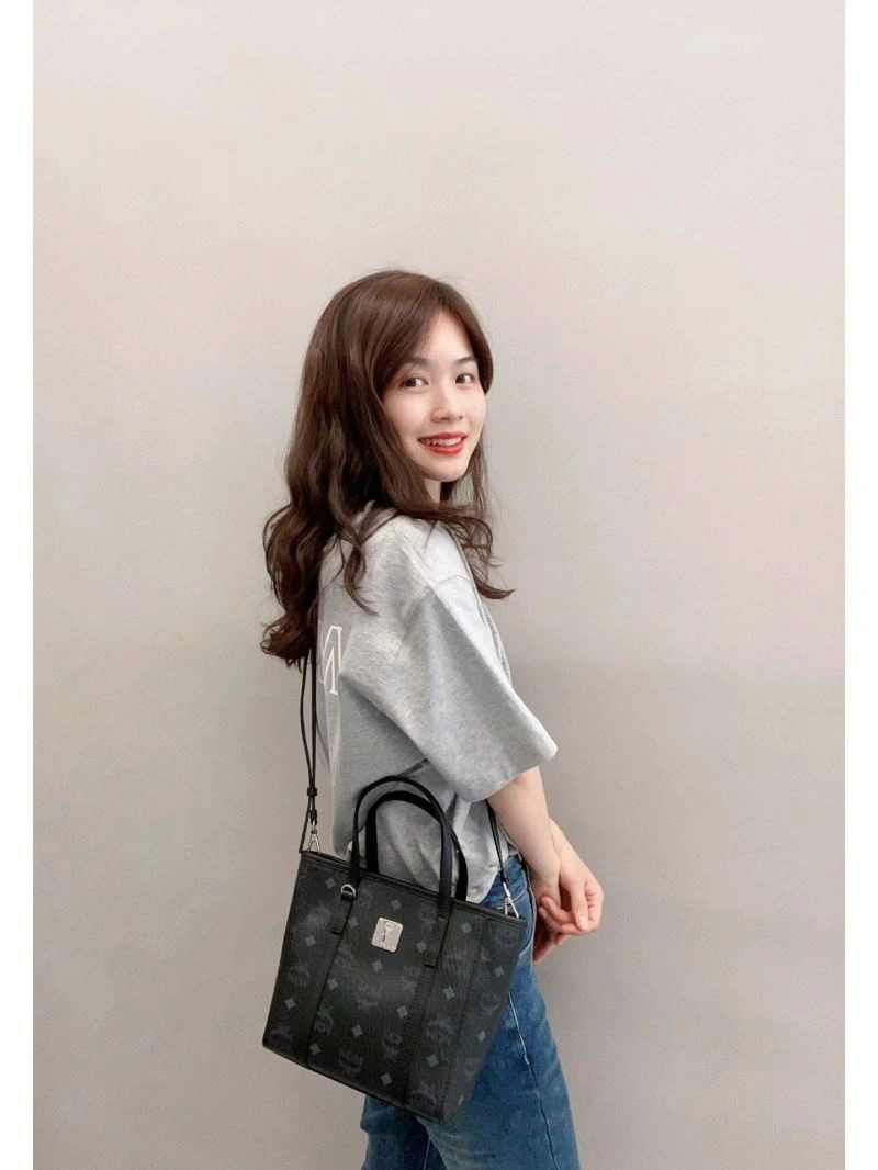 MCM Shopping Bags Upgraded 63785
