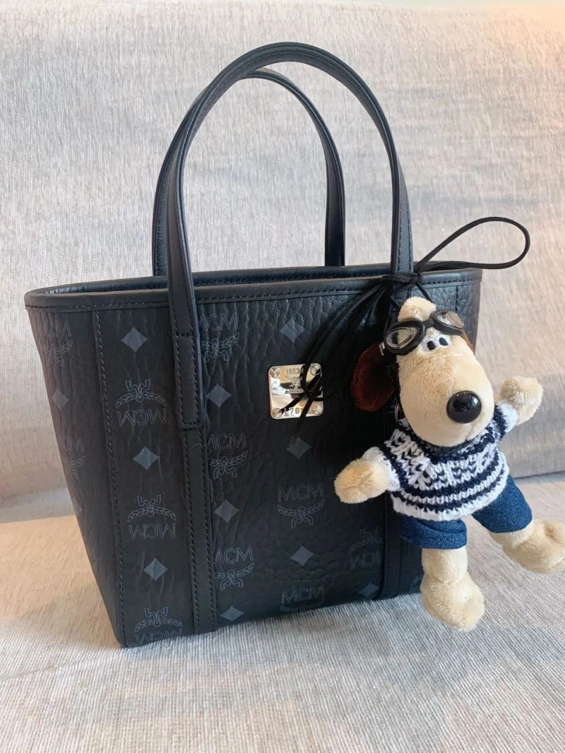 MCM Shopping Bags Upgraded 63785