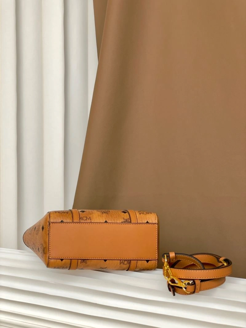 MCM Shopping Bags Versatile 63780
