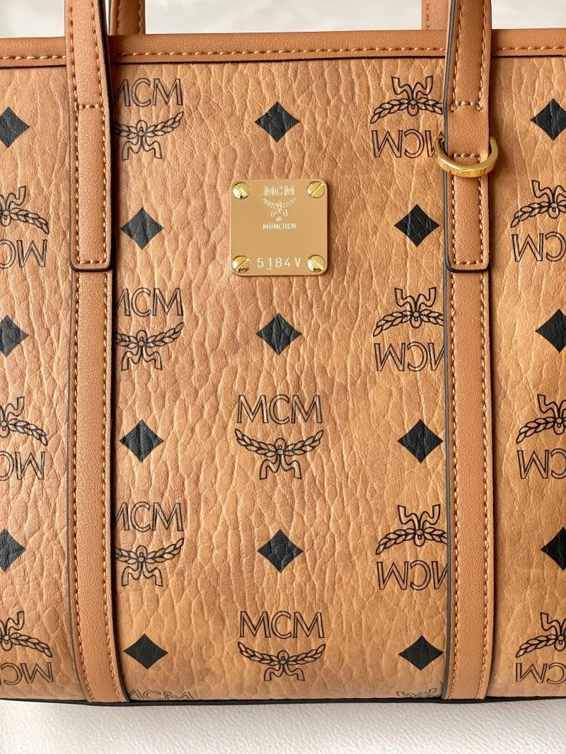 MCM Shopping Bags Versatile 63780
