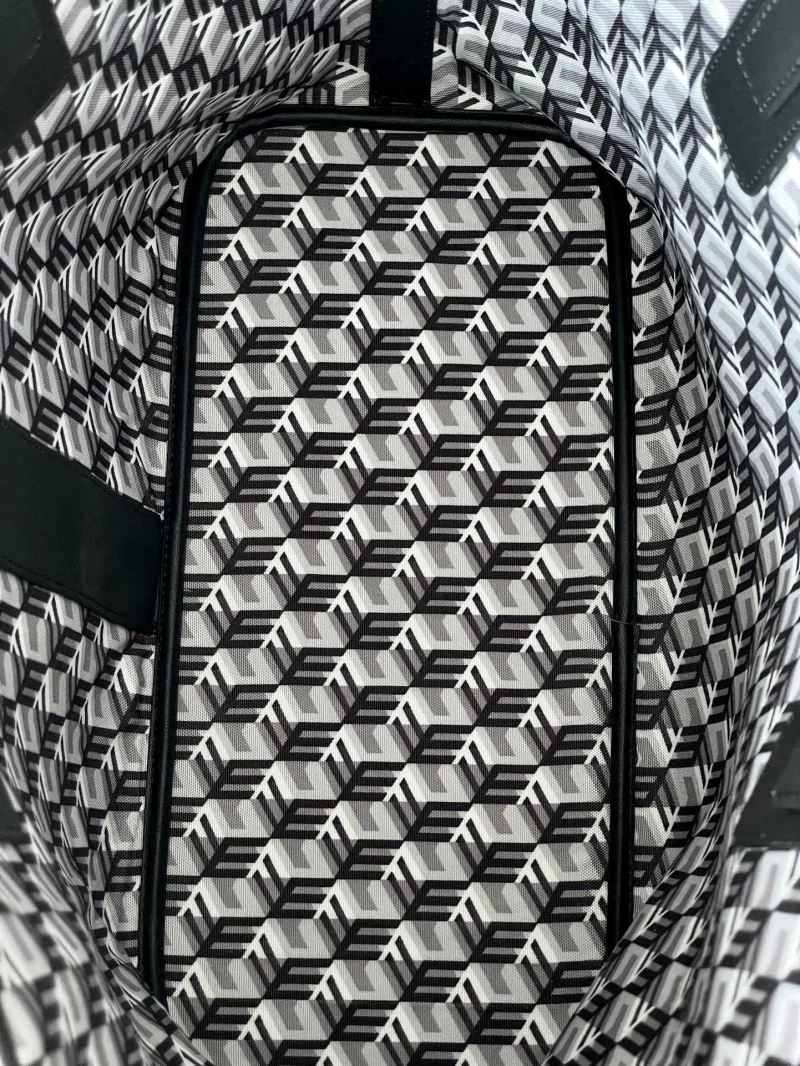 EyeCatching MCM Shopping Bags 63800