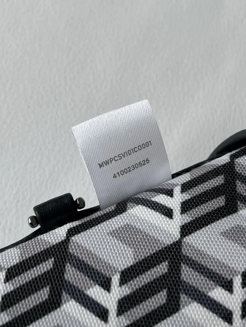 EyeCatching MCM Shopping Bags 63800