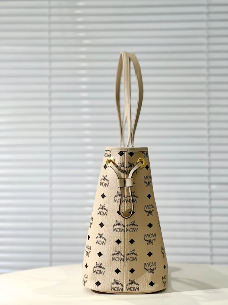 MCM Shopping Bags Sophisticated 63770