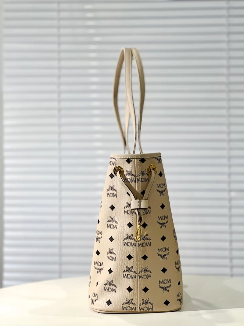 MCM Shopping Bags Sophisticated 63770