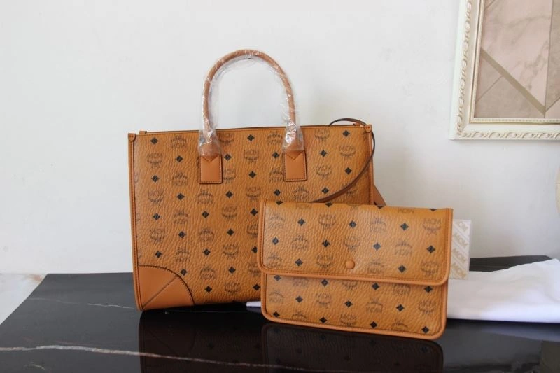 MCM Shopping Bags Fashionable 63731