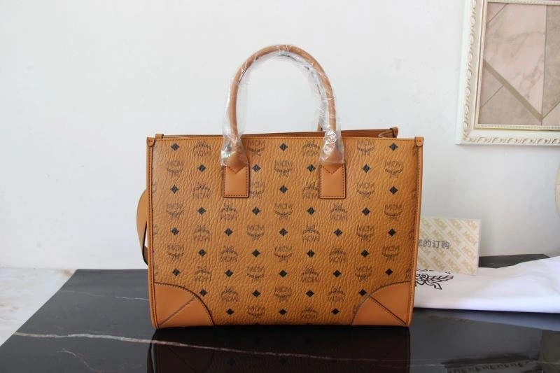 MCM Shopping Bags Fashionable 63731