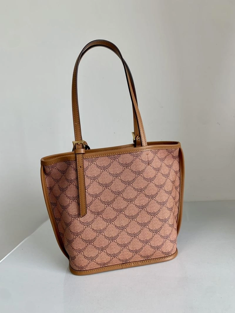 MCM Shopping Bags Resilient 63790
