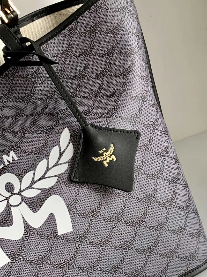 MCM Shopping Bags Chic 63722