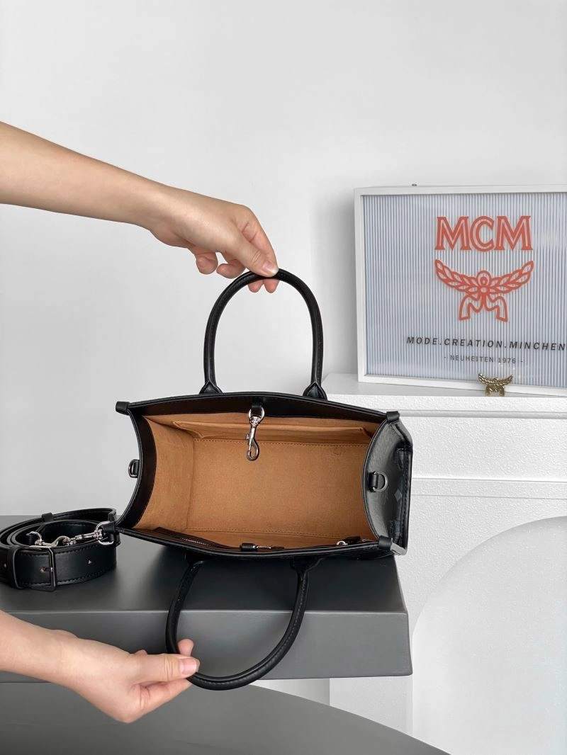 MCM Shopping Bags Trendy 63711