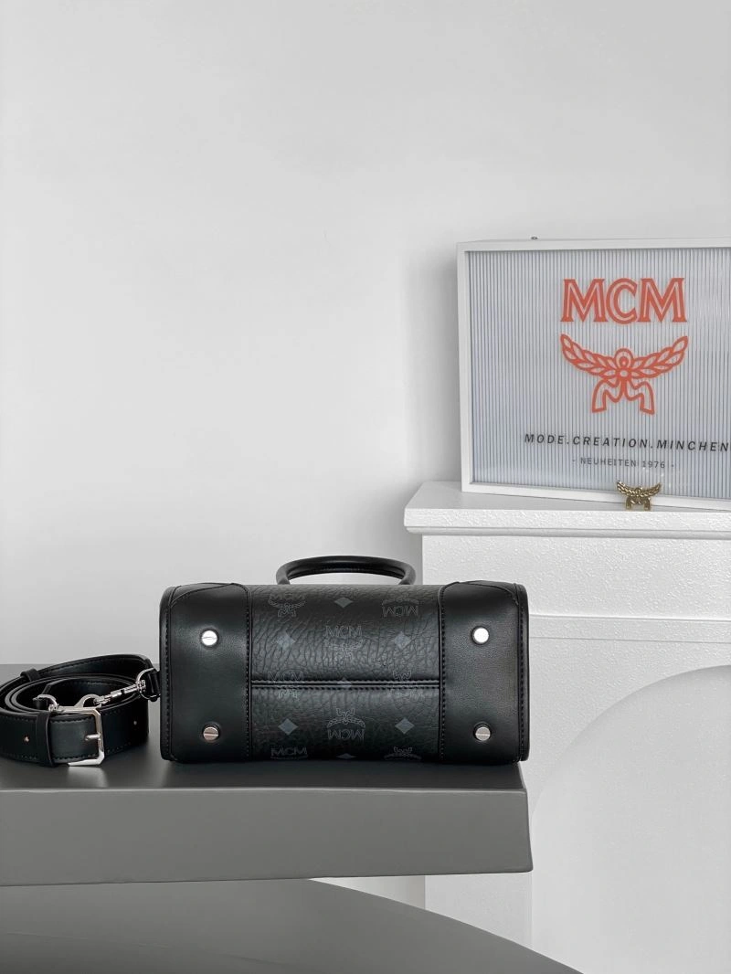 MCM Shopping Bags Trendy 63711