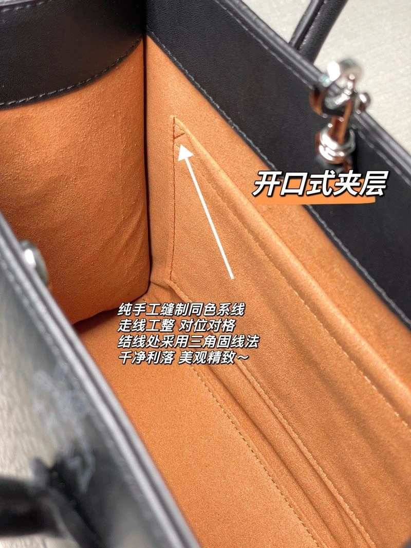 MCM Shopping Bags Trendy 63711