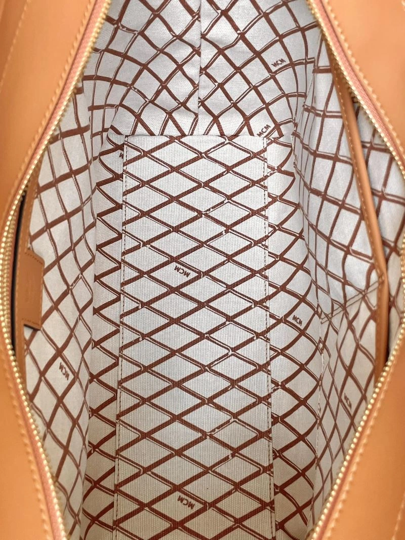 MCM Shopping Bags Sleek 64179