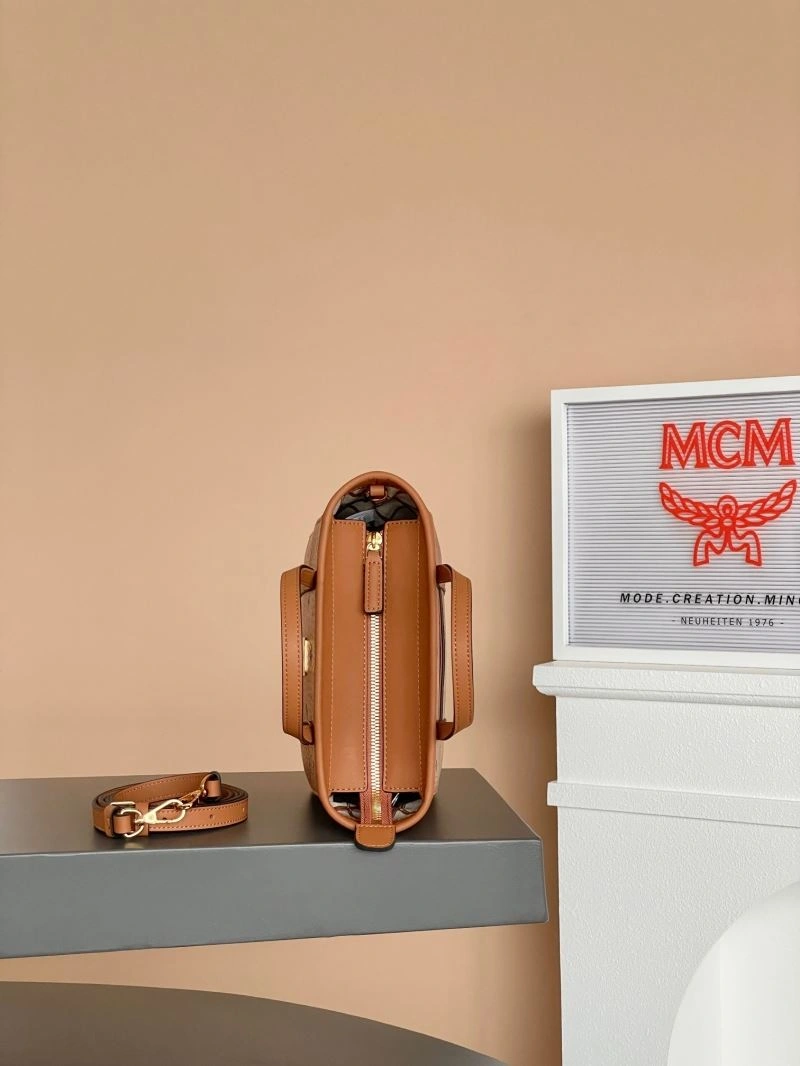 MCM Shopping Bags Sustainable 64173
