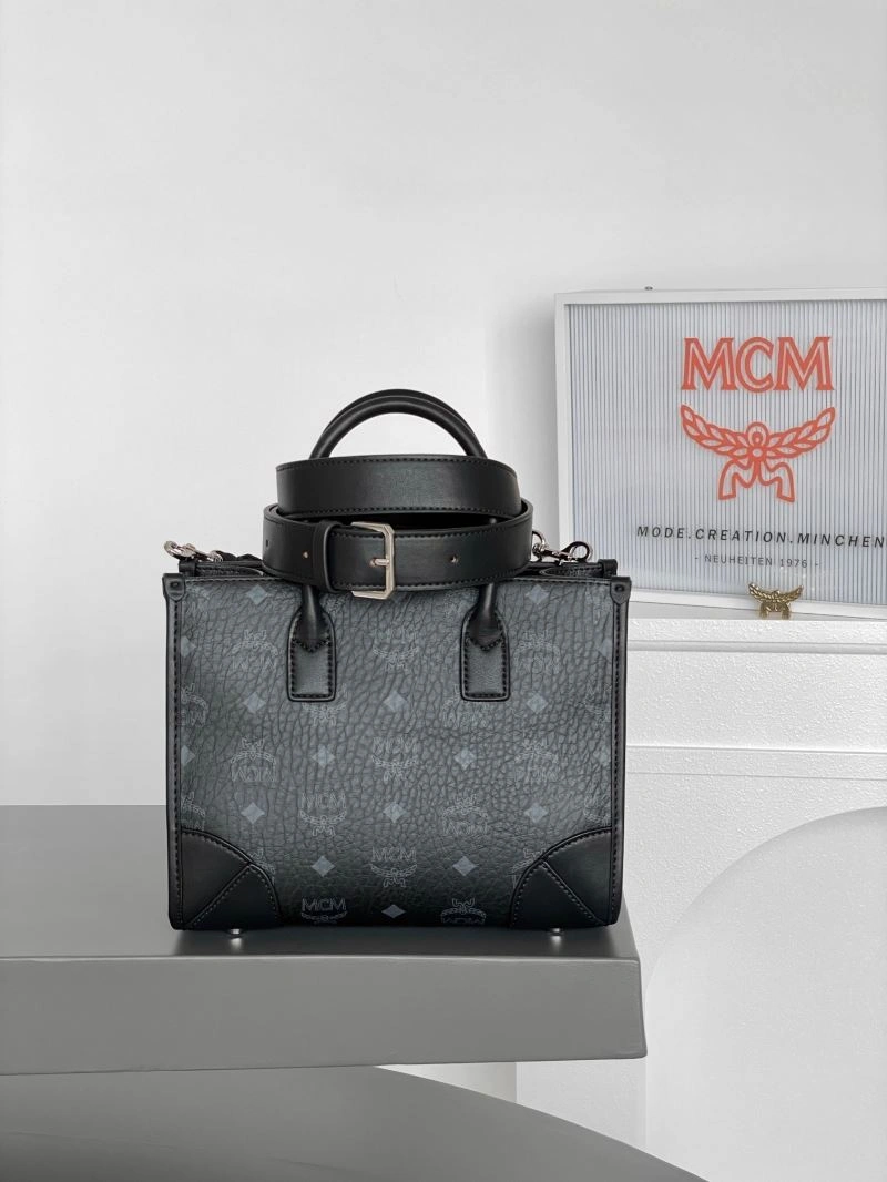 FashionForward MCM Shopping Bags 64161