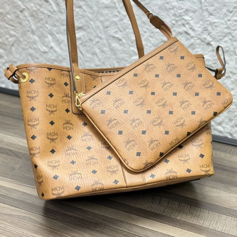 WaterResistant MCM Shopping Bags 64204