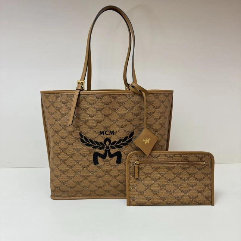 MCM Shopping Bags Cozy 64150