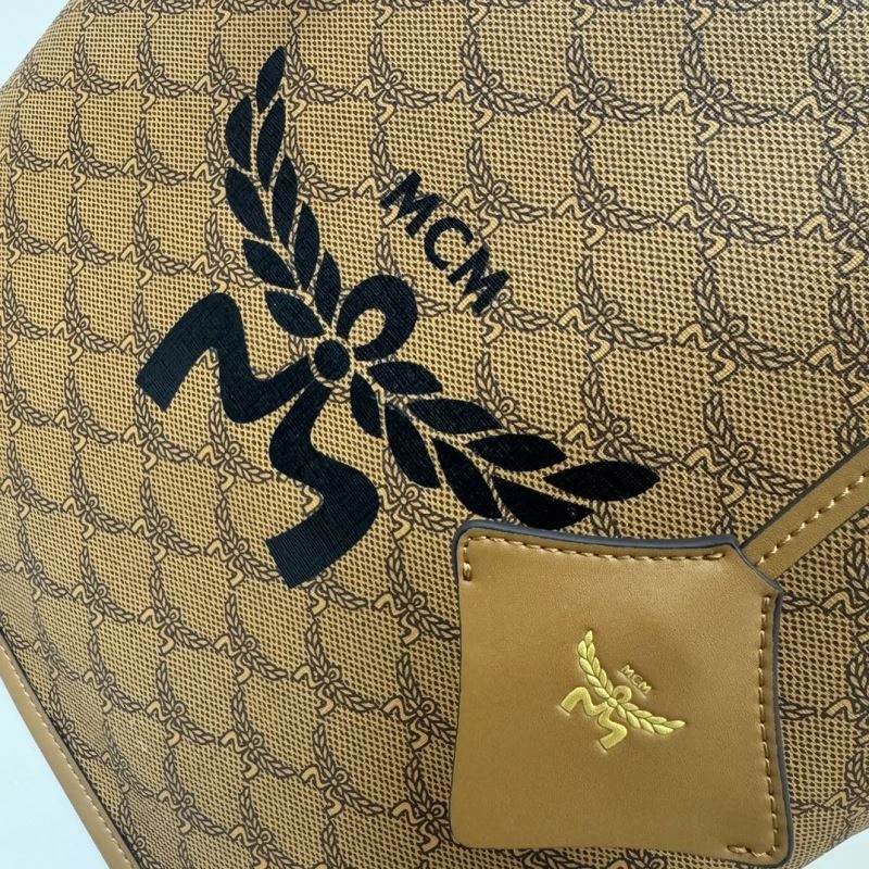 MCM Shopping Bags Cozy 64150