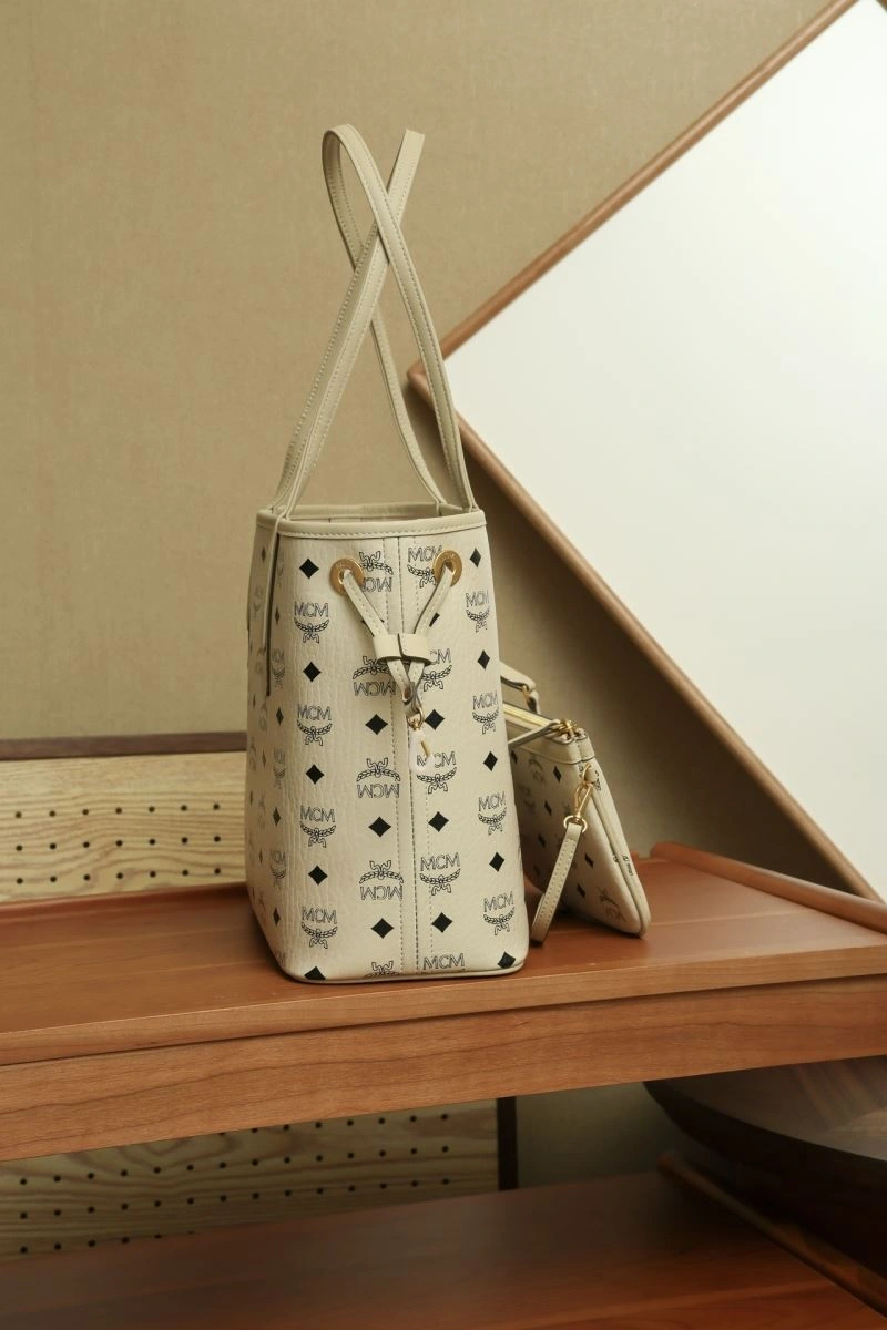 Comfortable MCM Shopping Bags 64159