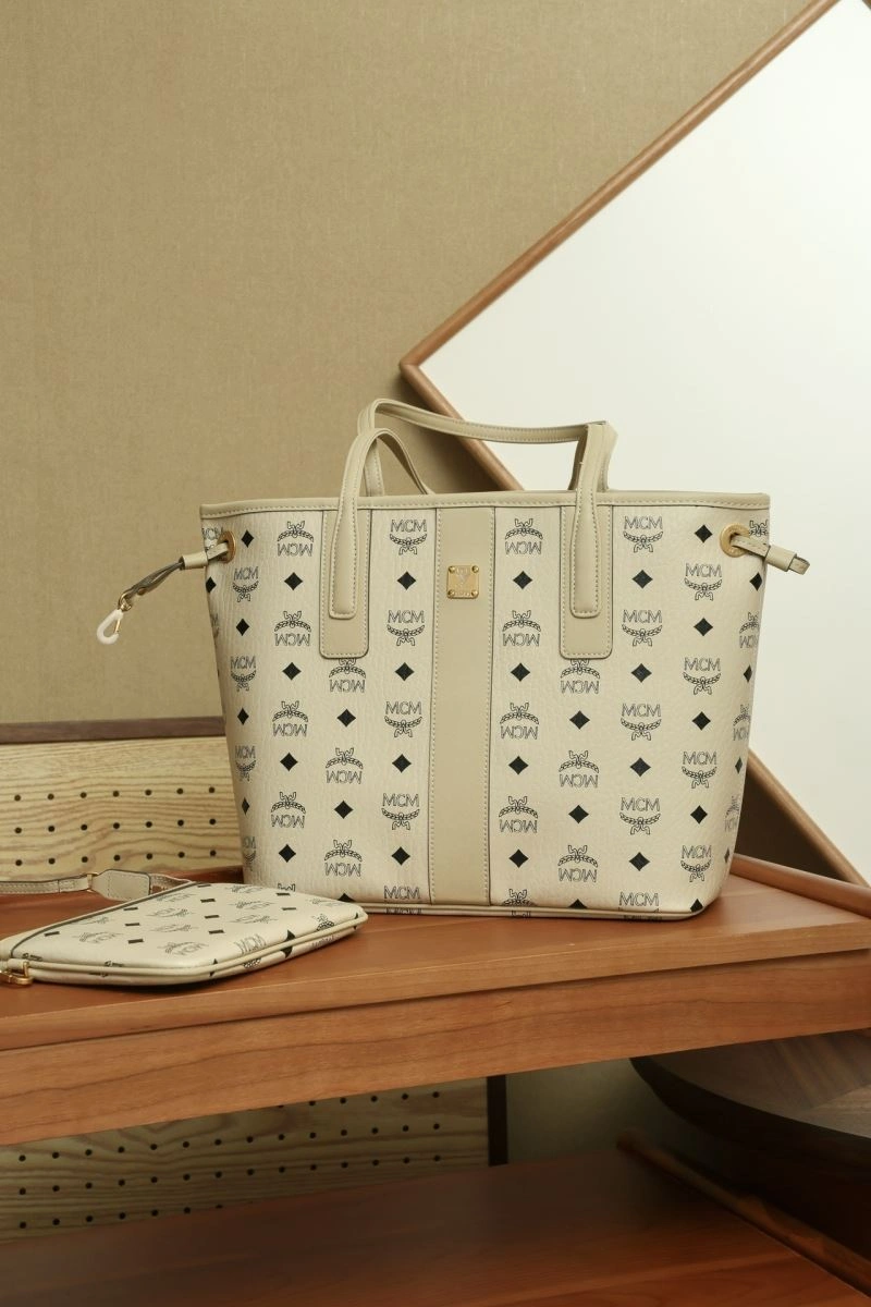 Comfortable MCM Shopping Bags 64159