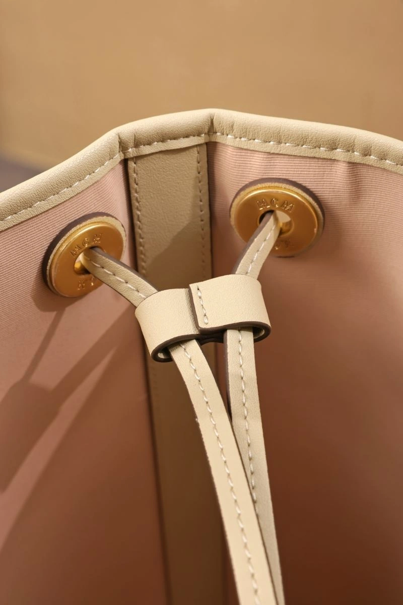 Comfortable MCM Shopping Bags 64159