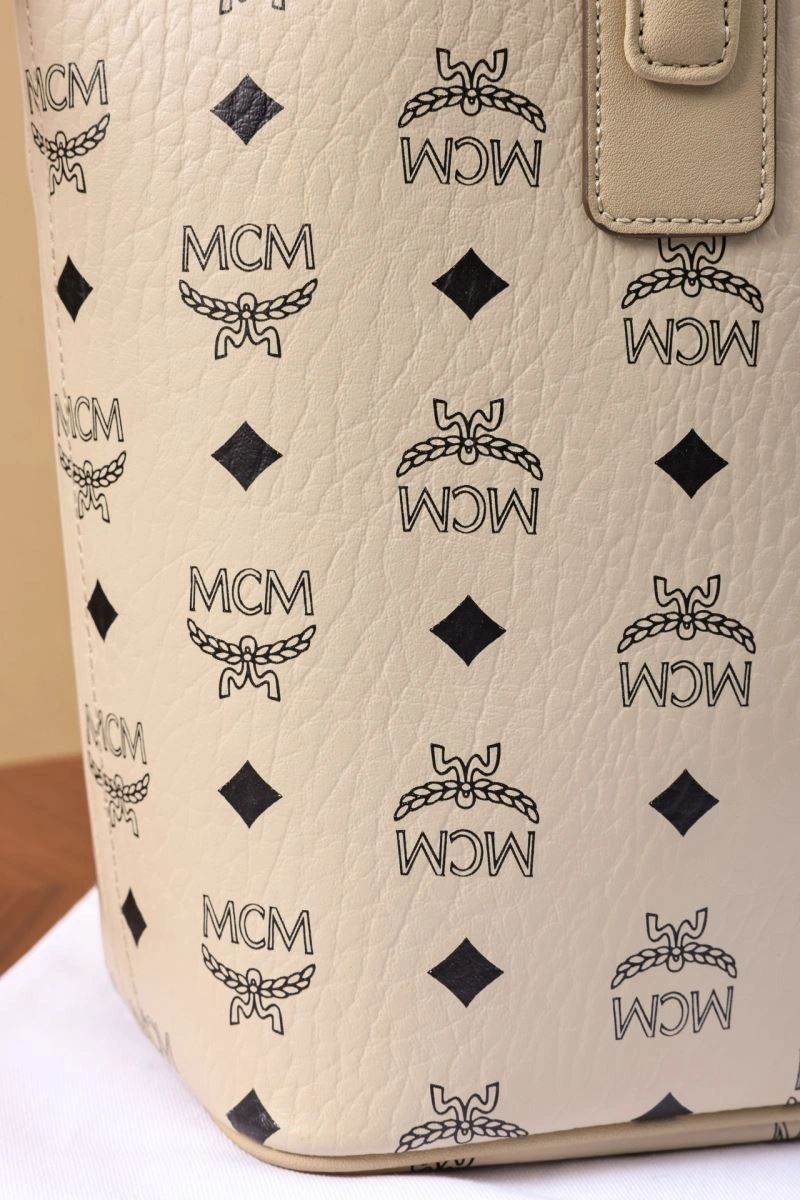 Comfortable MCM Shopping Bags 64159