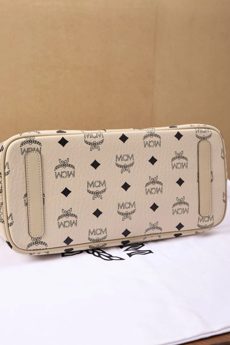 Comfortable MCM Shopping Bags 64159