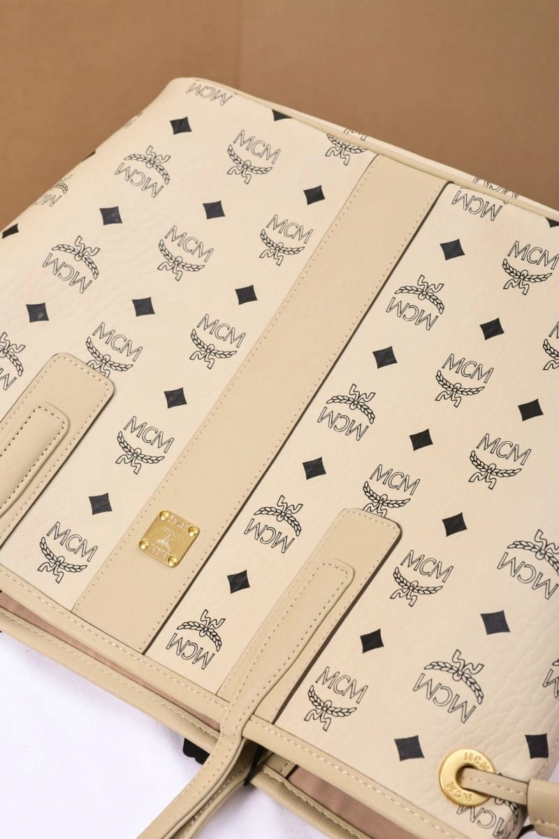 Comfortable MCM Shopping Bags 64159