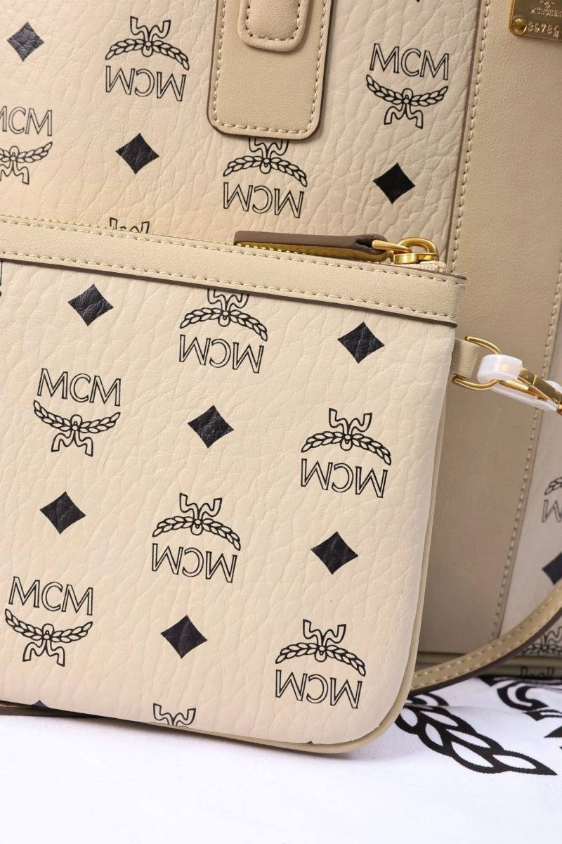 Comfortable MCM Shopping Bags 64159