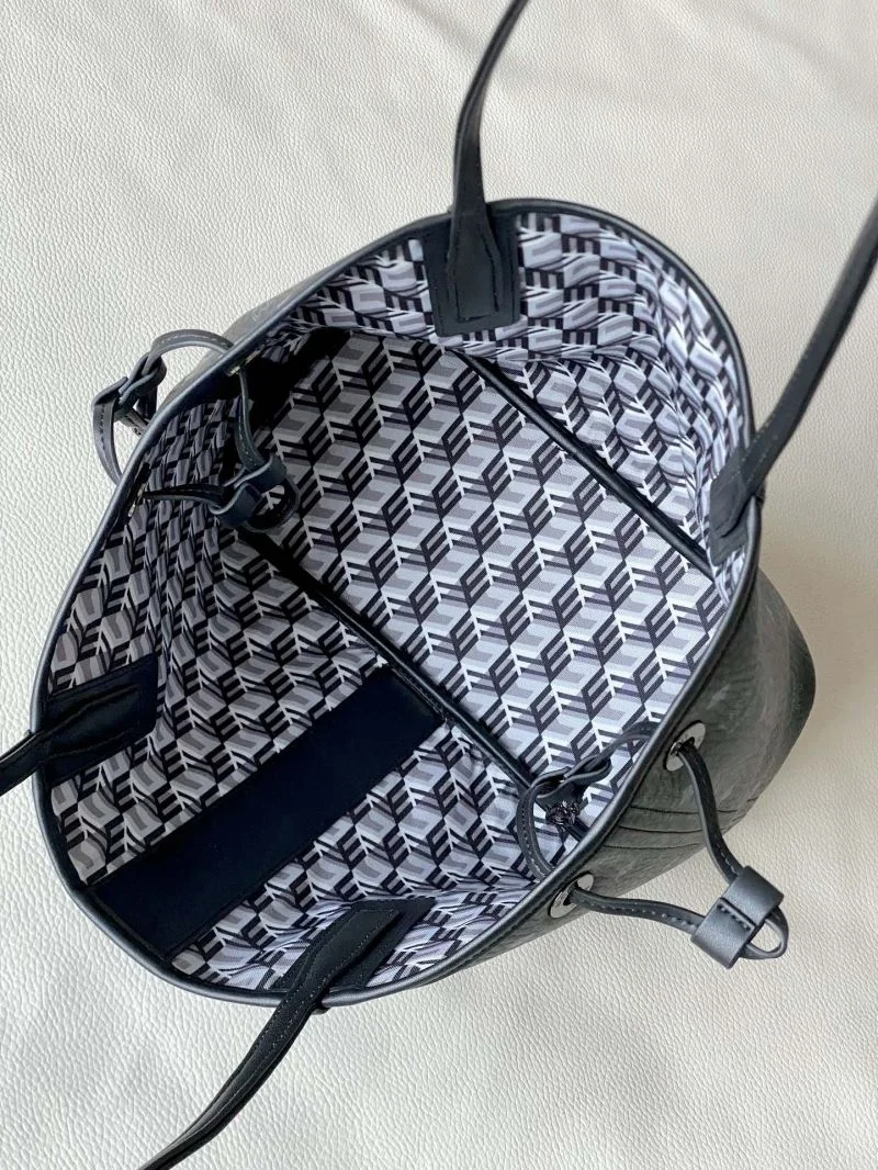 MCM Shopping Bags Seasonal 45660