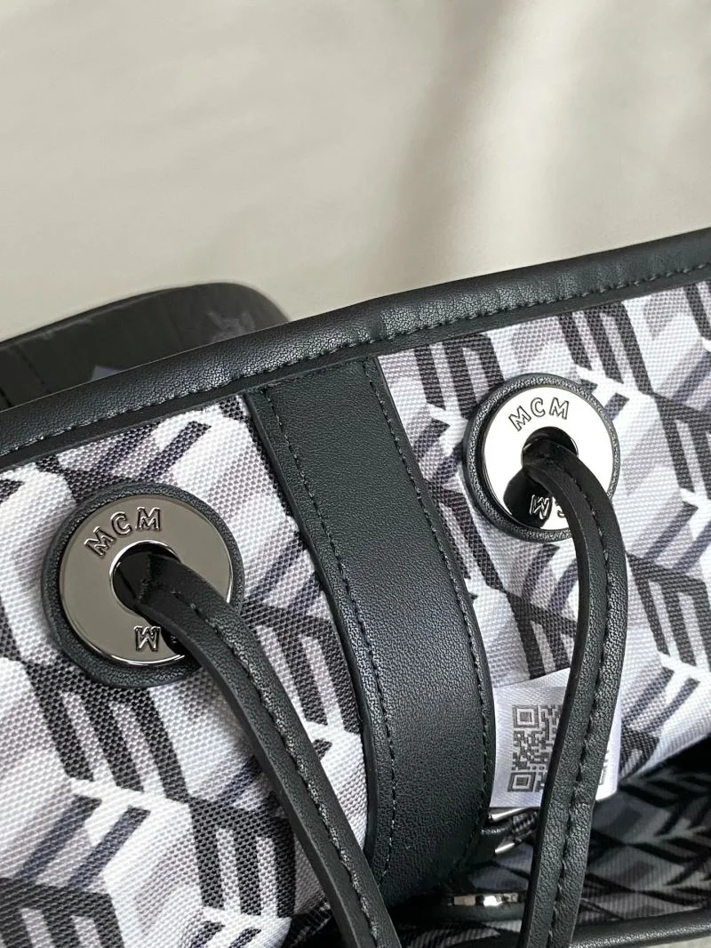 MCM Shopping Bags Seasonal 45660