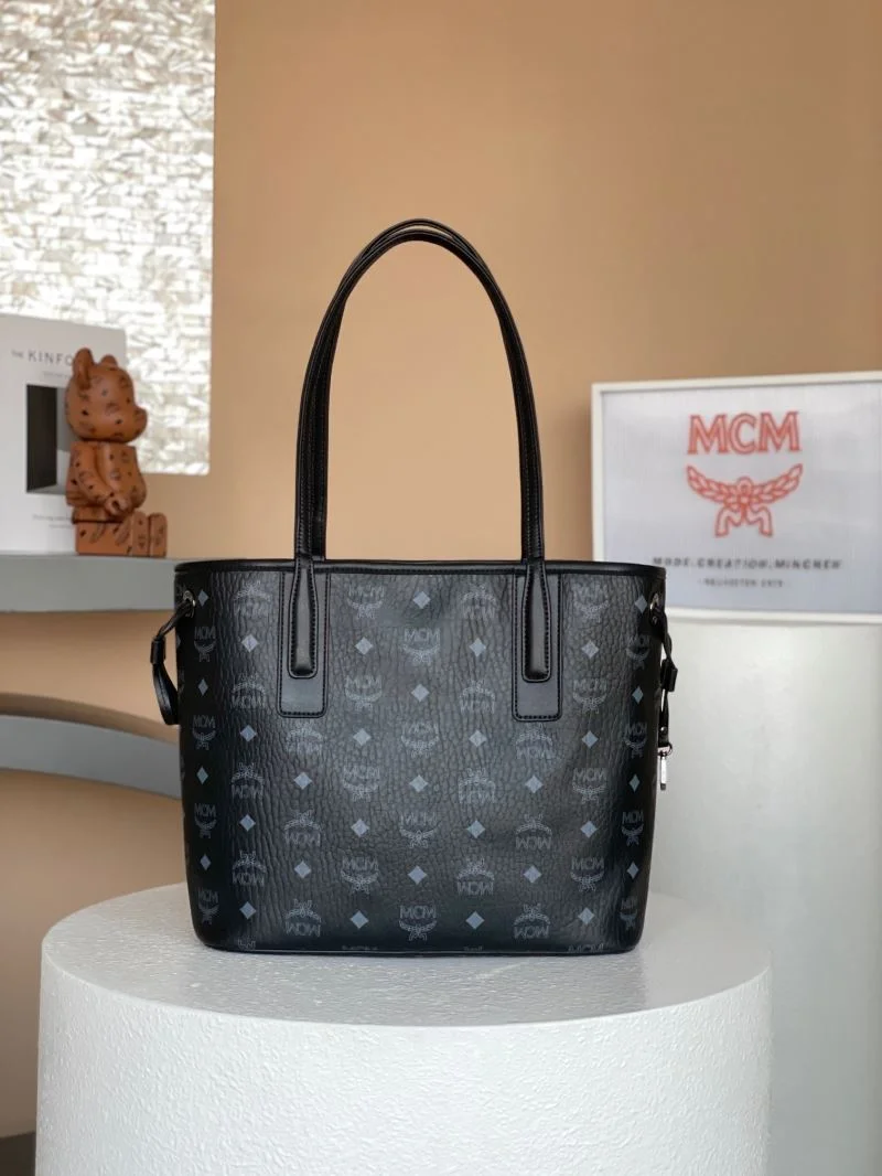 Unisex MCM Shopping Bags 45709
