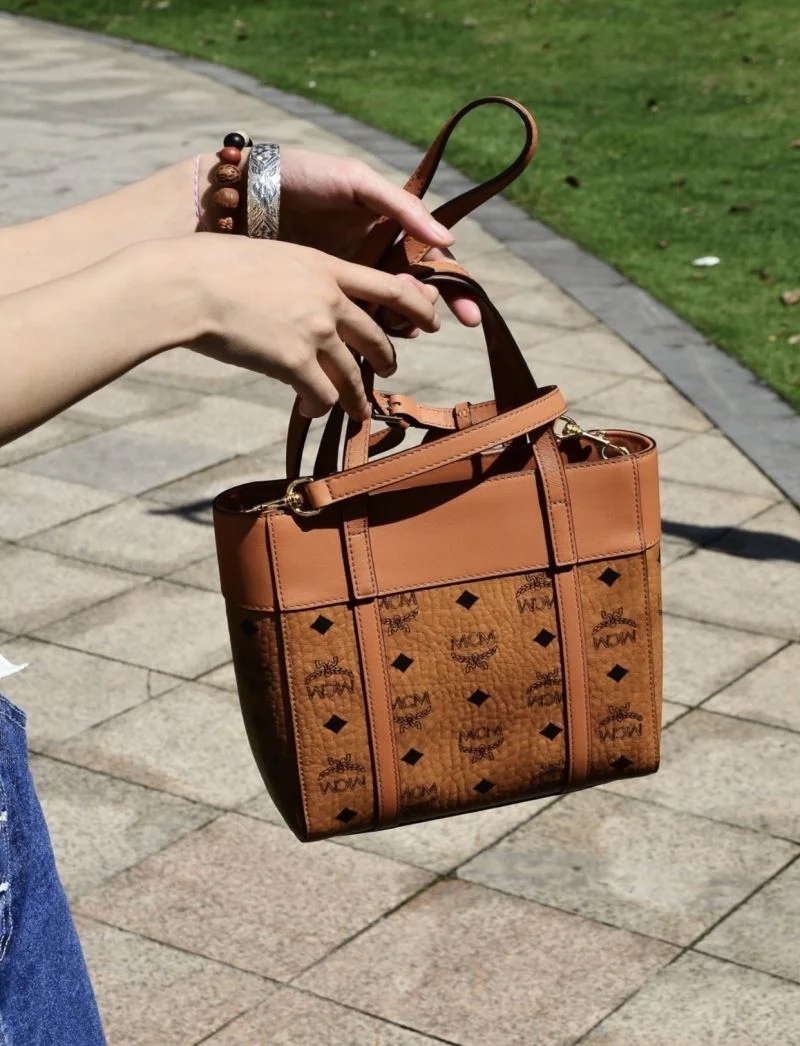 MCM Shopping Bags FlexibleFit 45650