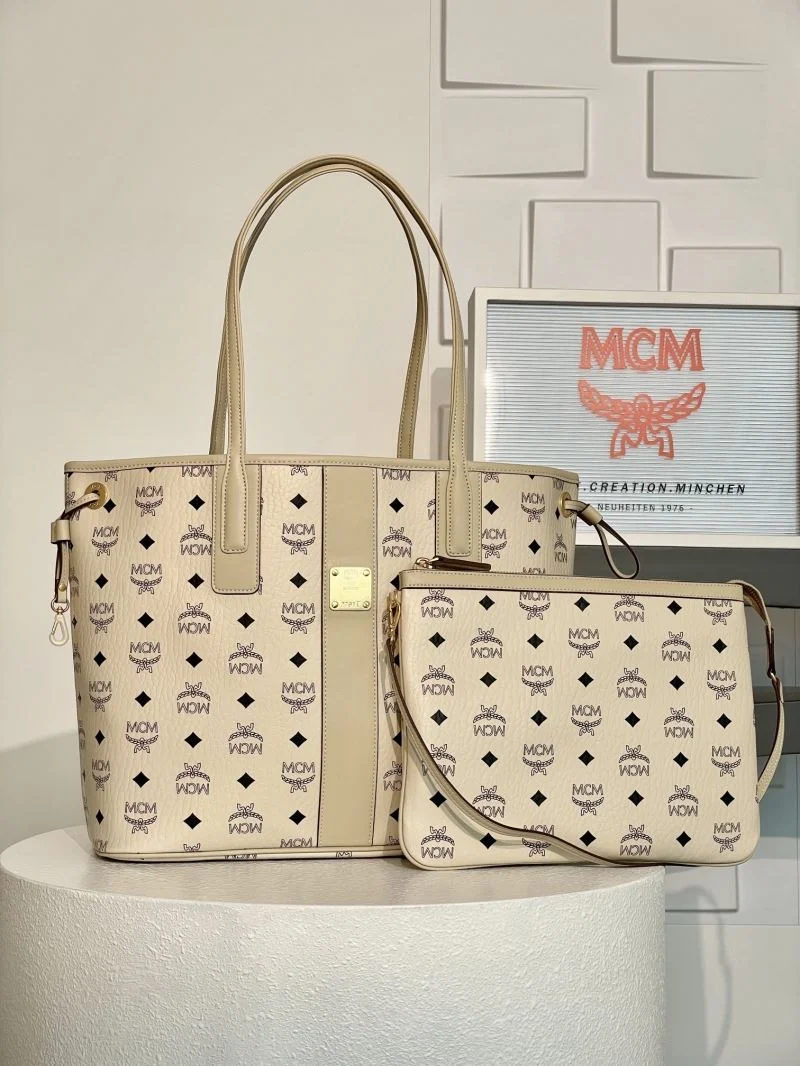 Comfortable MCM Shopping Bags 45653