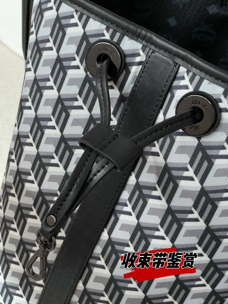 Efficient MCM Shopping Bags 45654