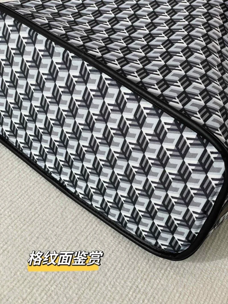 Efficient MCM Shopping Bags 45654