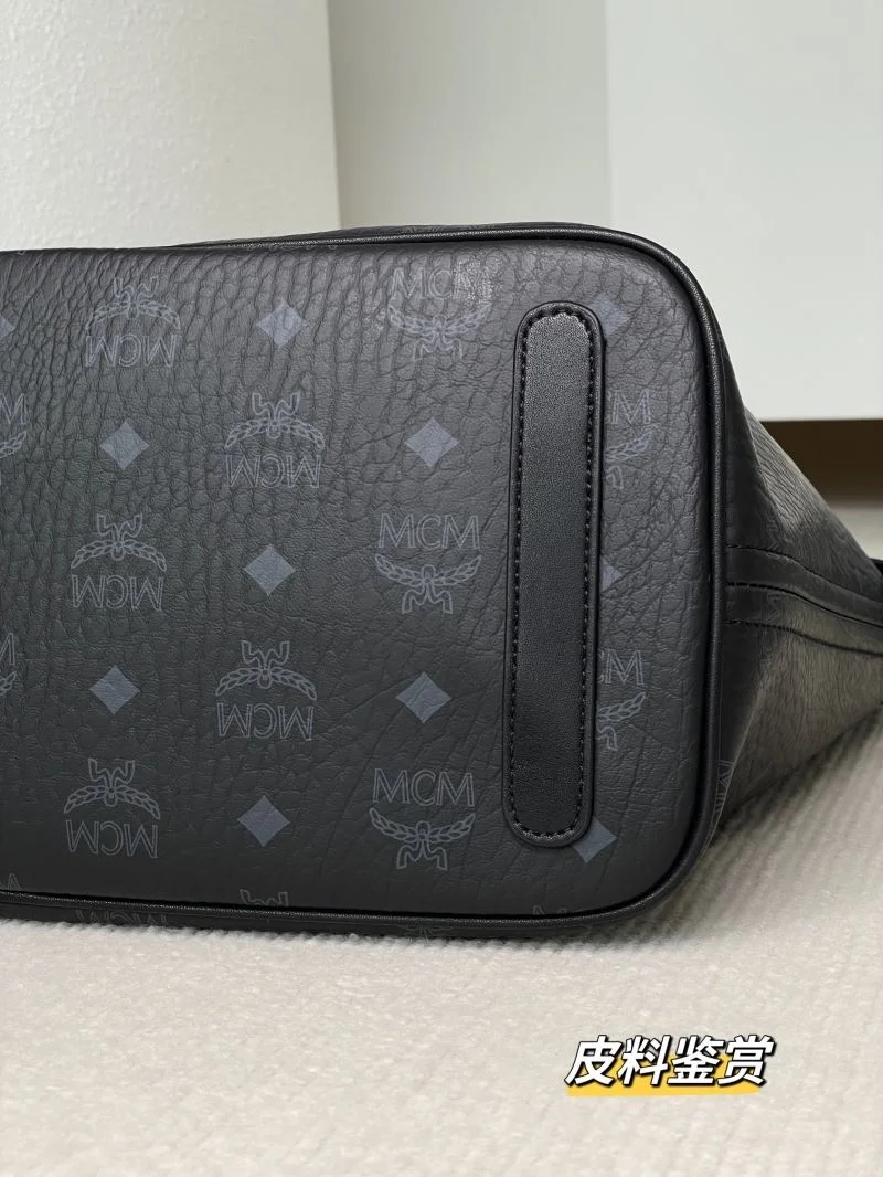 Efficient MCM Shopping Bags 45654