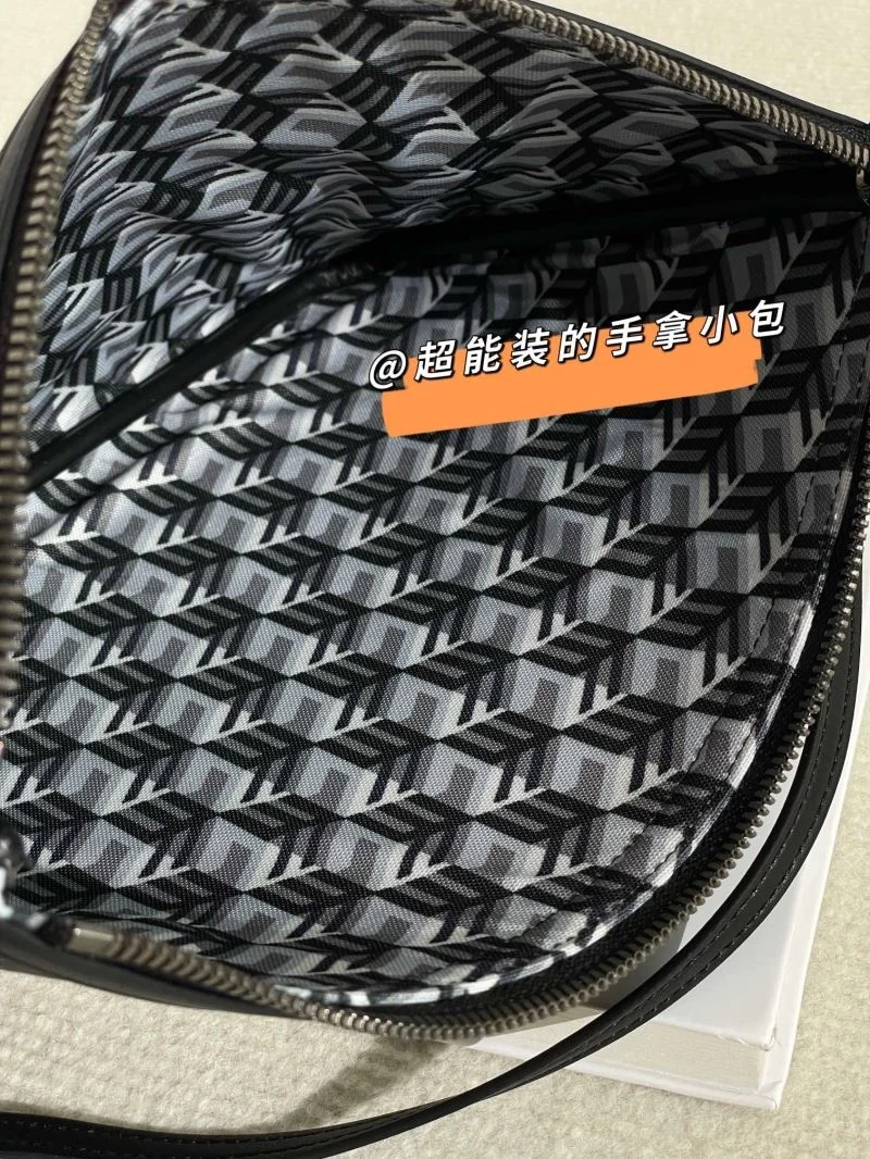 Efficient MCM Shopping Bags 45654
