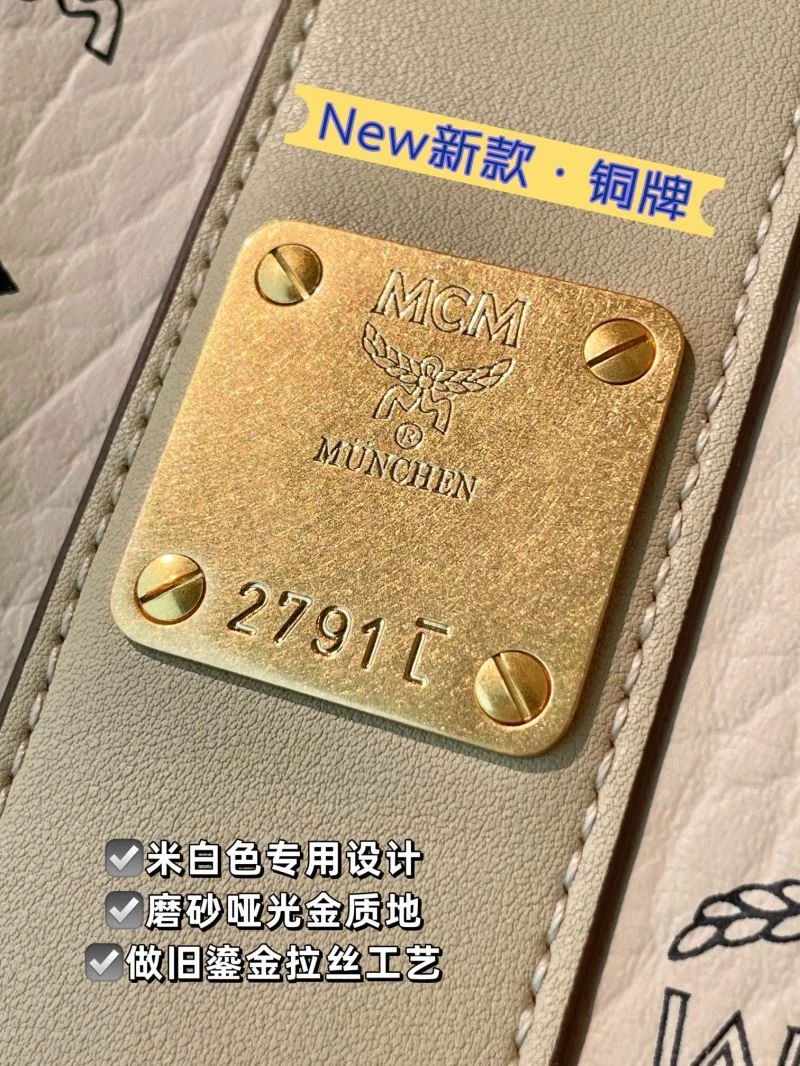 MCM Shopping Bags Unisex 45647
