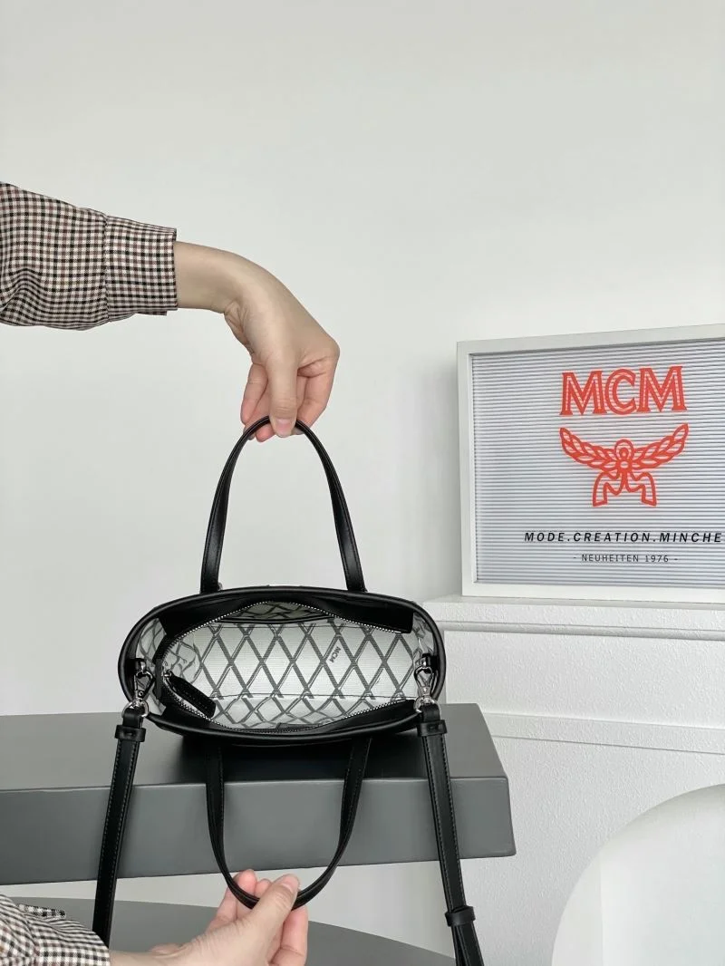 Modern MCM Shopping Bags 45643