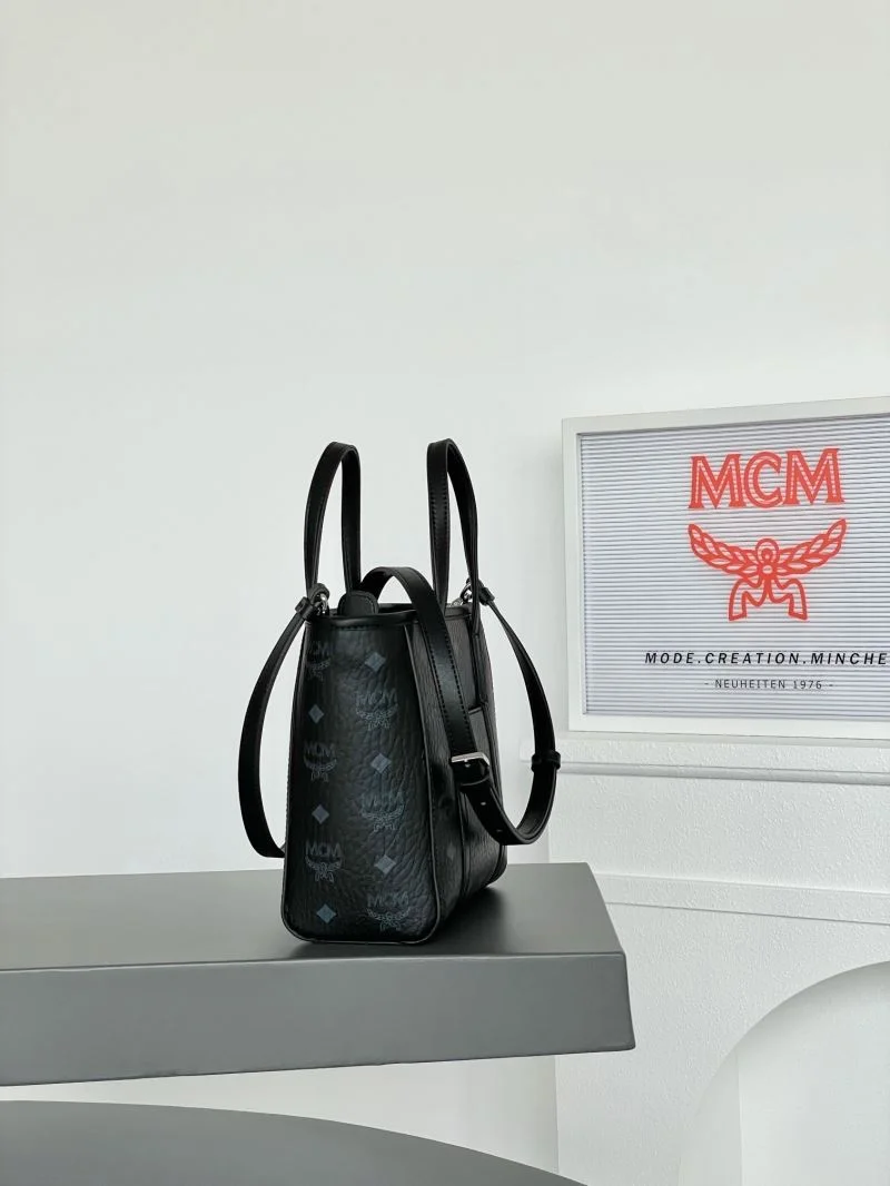 Modern MCM Shopping Bags 45643