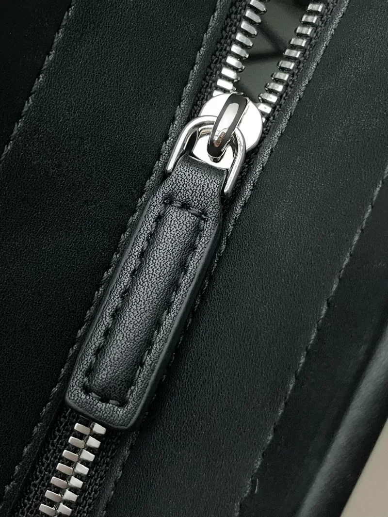 Modern MCM Shopping Bags 45643