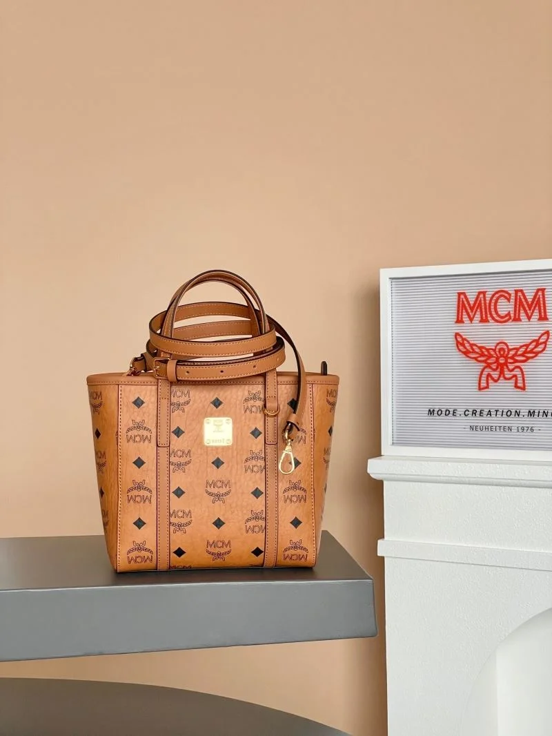 MCM Shopping Bags Unisex 45640