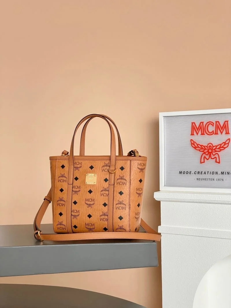 MCM Shopping Bags Unisex 45640