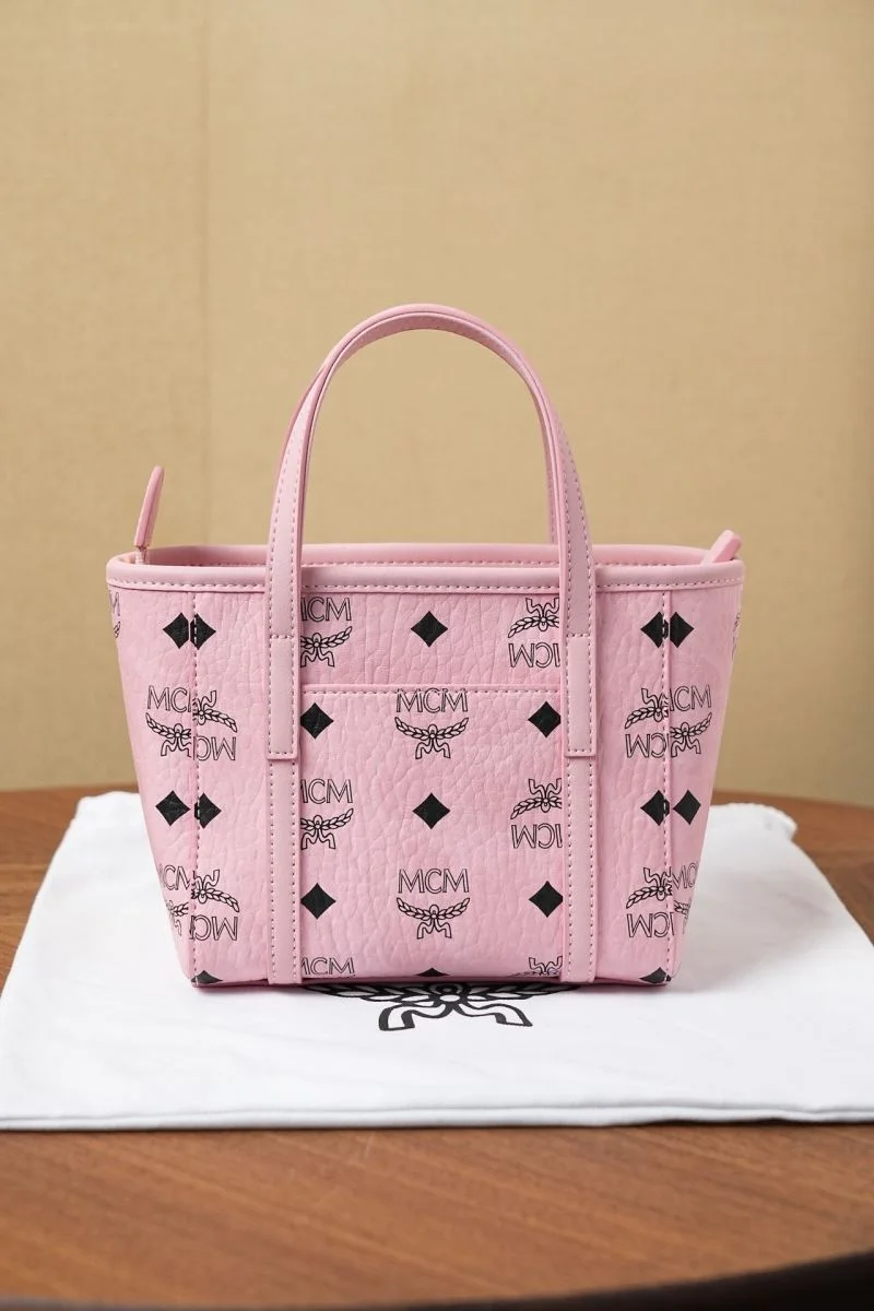 MCM Shopping Bags Bold 45637