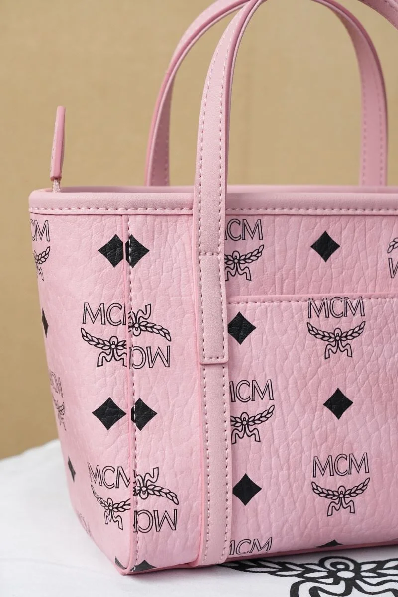 MCM Shopping Bags Bold 45637